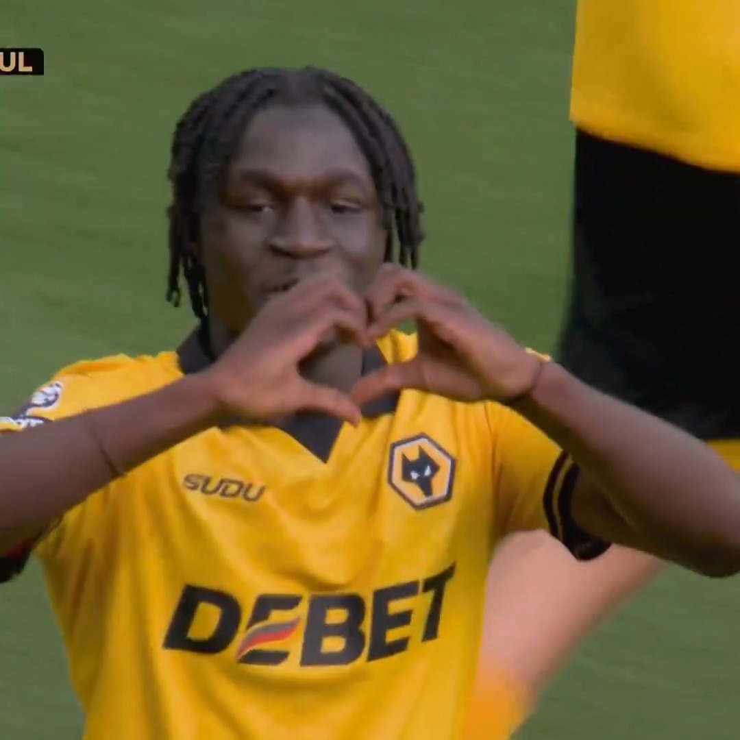 A BEAUTIFUL strike from 18-year-old Mateus Mane. 🙌
