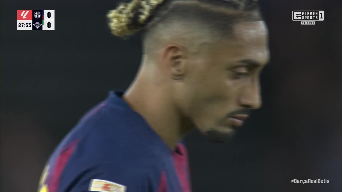 đđđđđđđđ đ đđđđđđđ! đŻ Brazylijczyk rozpoczyna strzelanie na Camp Nou! đĽ Gdzie lecisz? đ¤ Tak moĹźna byĹoby zapytaÄ bramkarza Betisu đ #lazabawa đŞđ¸