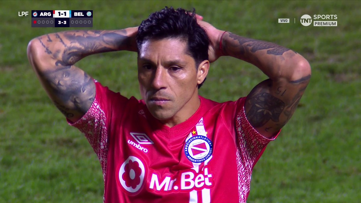 ❌️🤦🏻♂️ El penal de Enzo Pérez que tapó Cardozo y dejó match point a Belgrano.