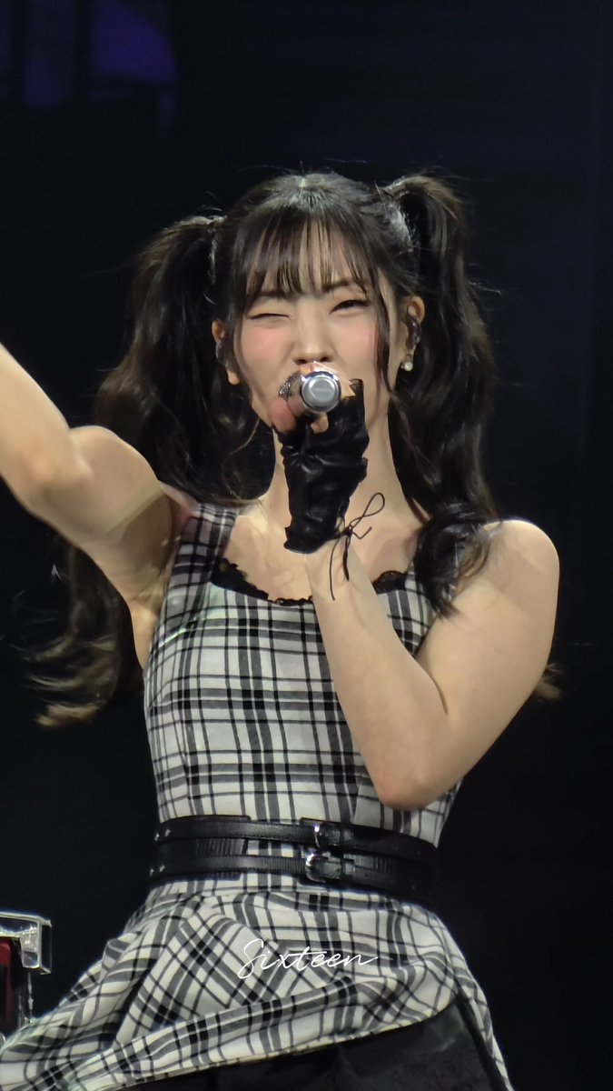 SOLOIST DAHYUN WITH BANGS AND PIGTAILS