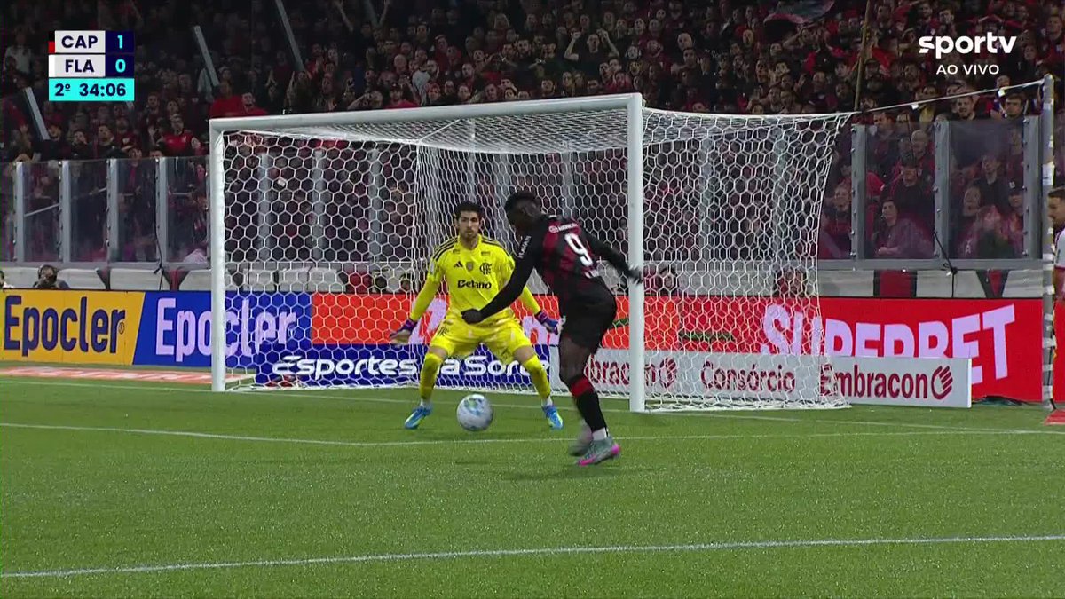 Viveros conseguiu perder três gols num lance só kkkkkkkkkkkkkkk