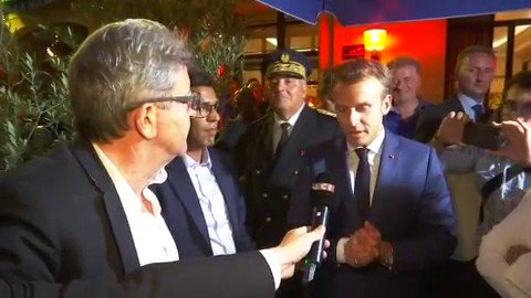 Se rappeler aussi de cette sequence édifiante au cours de laquelle laquelle Melenchon s'est complètement ratatiné devant Macron sans aucun affrontement.