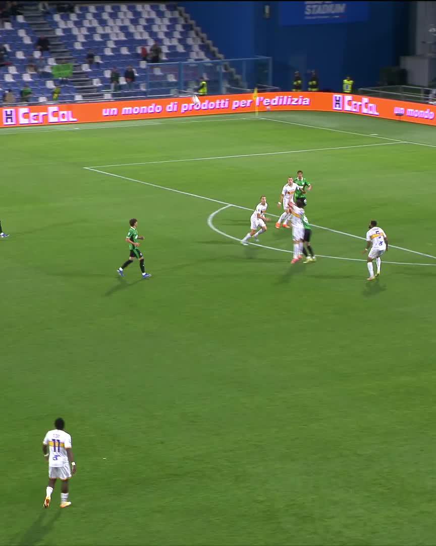 Il gol di Štulić in #SassuoloLecce 🌟