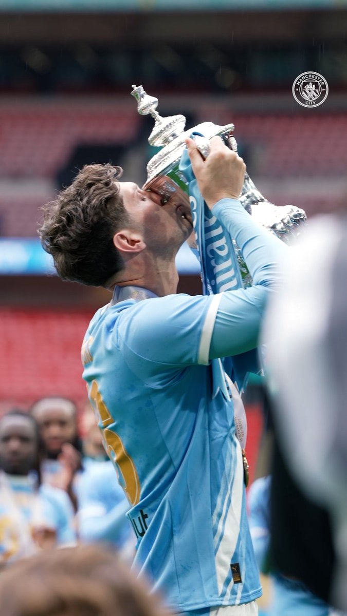 "Johnny, Johnny Stones!" 🗣️🎵