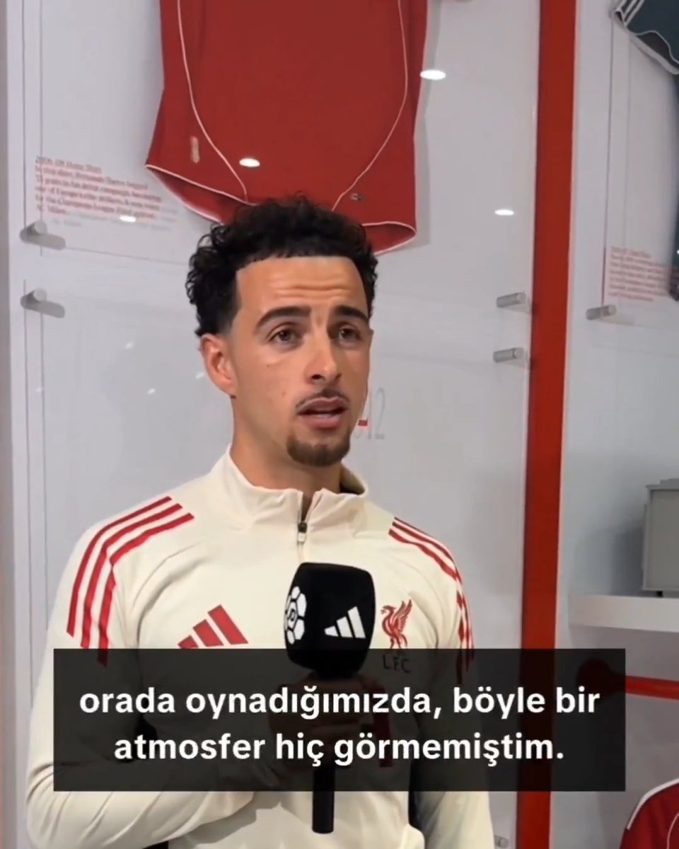 Curtis Jones: "Galatasaray stadyumu, favorim. Daha önce böyle bir atmosfer görmemiştim. Sahada birbirimizi duyamıyorduk." (Jd Sports)