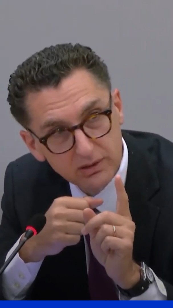 Le patron de Canal+ ne veut plus travailler avec les 600 professionnels du cinéma signataires de la tribune anti-Bolloré