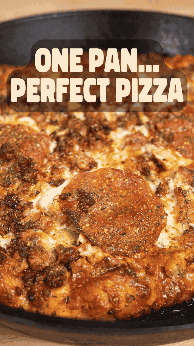 One bite of this Cast Iron pizza, and you'll never order delivery again!🍕