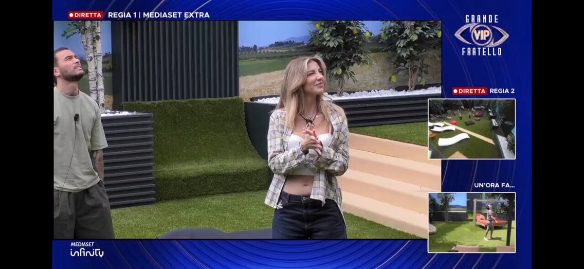L'aereo più rilevante della giornata dp quello di alessandra...la cosa più bella e soddisfacente è vedere la faccia di quel cesso ambulante. antonella e raimondo imbarazzanti