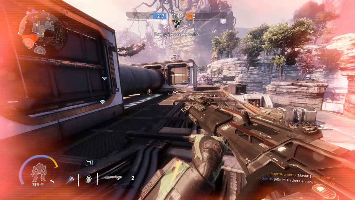 It's easy to counter people who don't know how to use the Smart Pistol effectively Listen to how many shots the first guy fires and how many actually land. That's him spam firing without getting a complete lock. Then look at me waiting for full lock with only 6 rounds left.