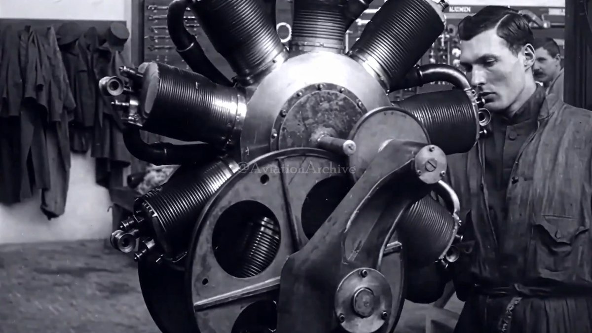The German Oberursel UR.II 9-cylinder rotary engine powered the Fokker Dr.I triplane in World War I. This air-cooled German copy of the French Le Rhone 9J delivered 110 horsepower, weighed about 334 pounds dry, and looked cool.😎