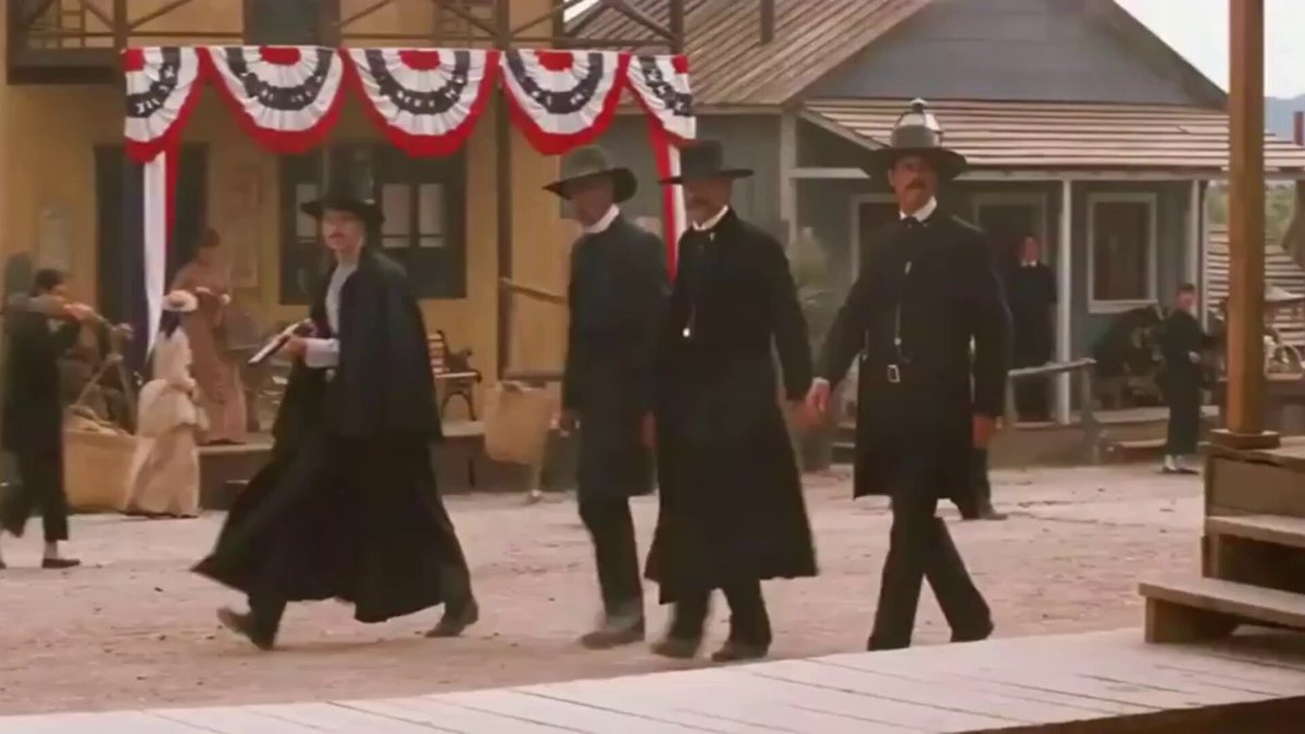 Someone edited THE THREE AMIGOS vs. TOMBSTONE and it fits so perfectly 😂🔥