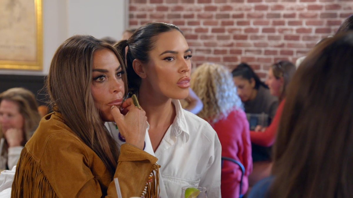 #RHORI Season 1, Episode 9 SNEAK PEEK 2. All New, Sunday 9/8c on @Bravotv. (Source @Bravotv NBCUniversal)