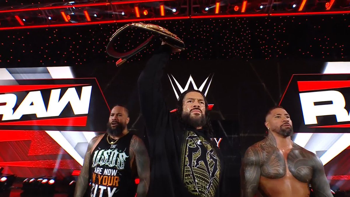 TRIBAL COMBAT?!!? ⚔️😳 Jacob Fatu lays out the challenge and Roman Reigns ACCEPTS!!