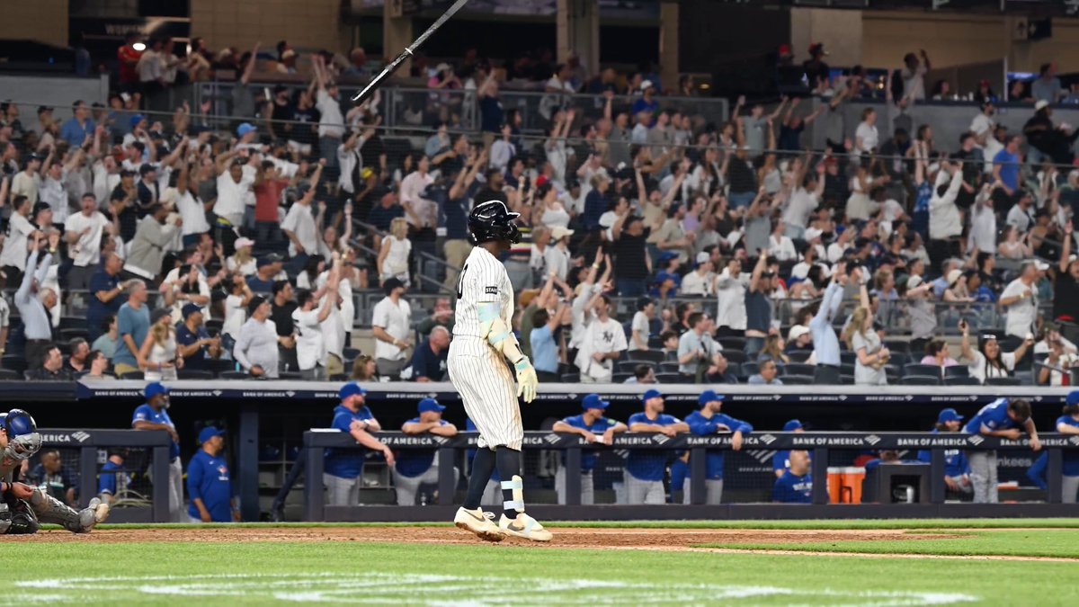 The crowd pop The bat flip Yankee Stadium erupted for Jazz Chisholm Jr.!