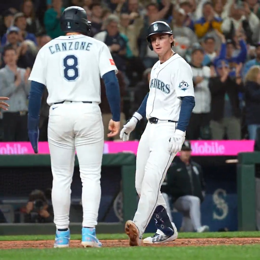 First MLB hit AND first MLB HR A swing Colt Emerson will never forget! 🔱