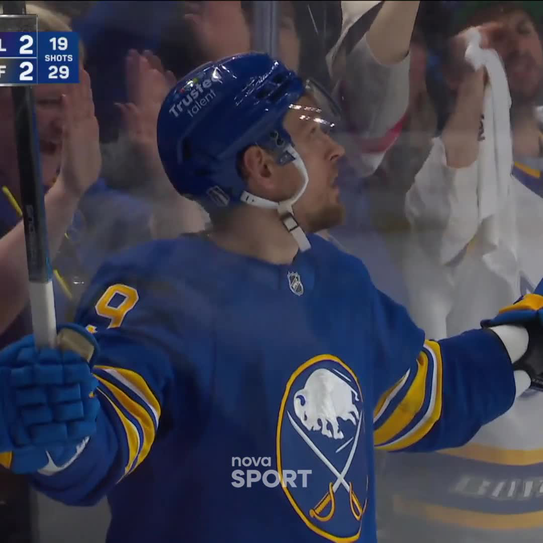 Ne, to není zápas Česko - Švédsko, ale 7. zápas semifinále konference NHL 😶‍🌫️