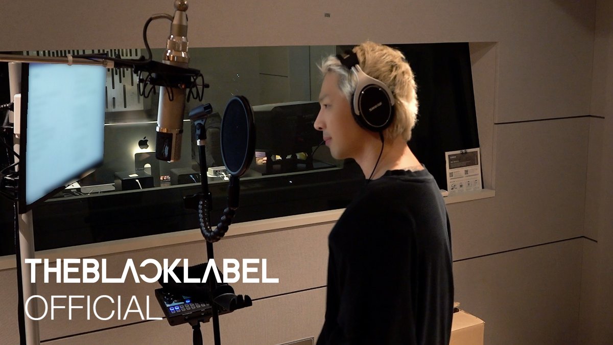 QUINT:ESSENCE RECORDING BEHIND VOLUME.1 TAEYANG 'QUINTESSENCE' 2026.05.18 6PM (KST) Listen &amp; Download 🔗 #TAEYANG #태양 #QUINTESSENCE #LIVEFASTDIESLOW #LFDS #THEBLACKLABEL #더블랙레이블