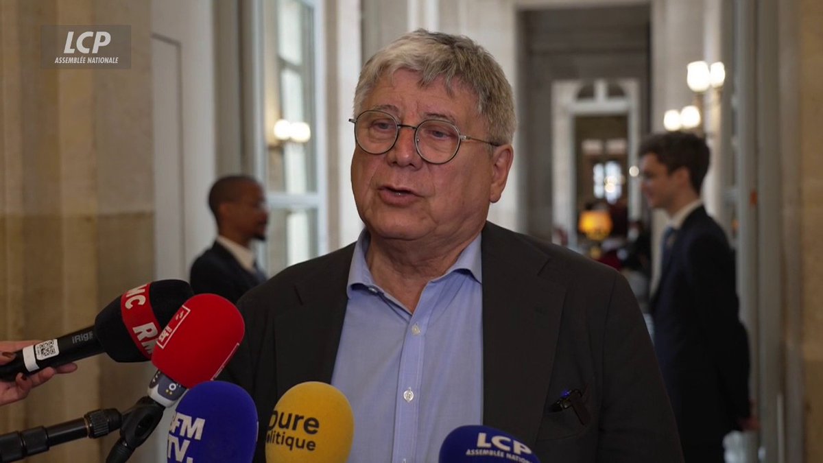 "J'espère fortement que nous serons plus de 3/5e à nous opposer à la nomination d'Emmanuel Moulin" à la tête de la Banque de France mercredi, affirme le président de la commission des finances Eric Coquerel (LFI). #DirectAN