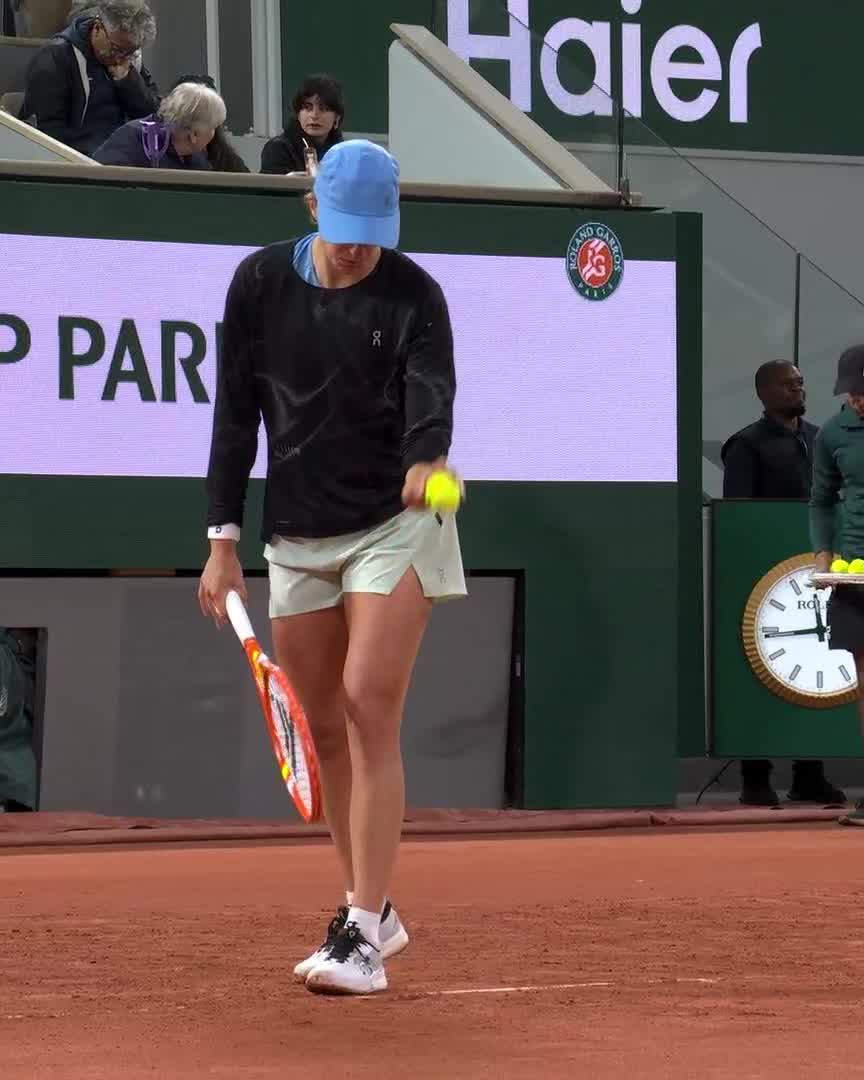 Iga and Baptiste raising the intensity levels during practice 💥 #RolandGarros
