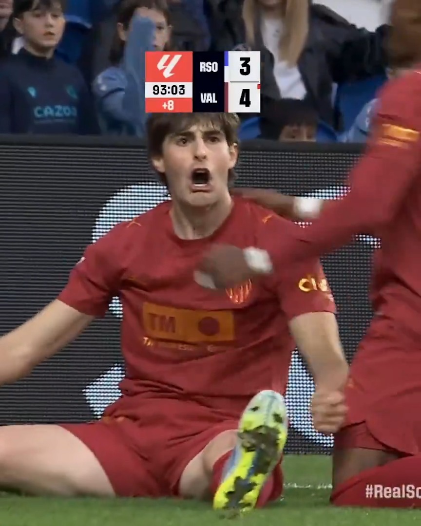 El golazo de Javi Guerra en el descuento para darle la victoria al Valencia CF. 🔥 DesenlaceLALIGA | LALIGAHighlights