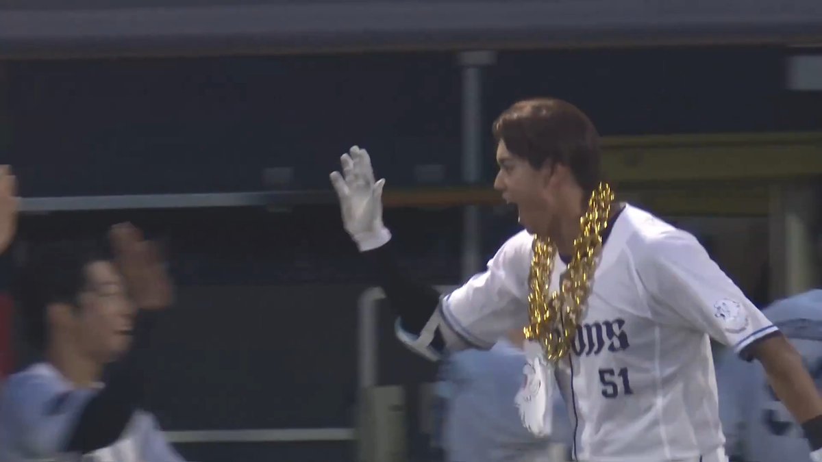 引っ張った鋭い打球がそのままライトスタンドへ！🔥 埼玉西武 西川愛也 選手の今シーズン第2号ソロホームランで同点に追いつく！🌈 👇スマホ・テレビで試合観戦！