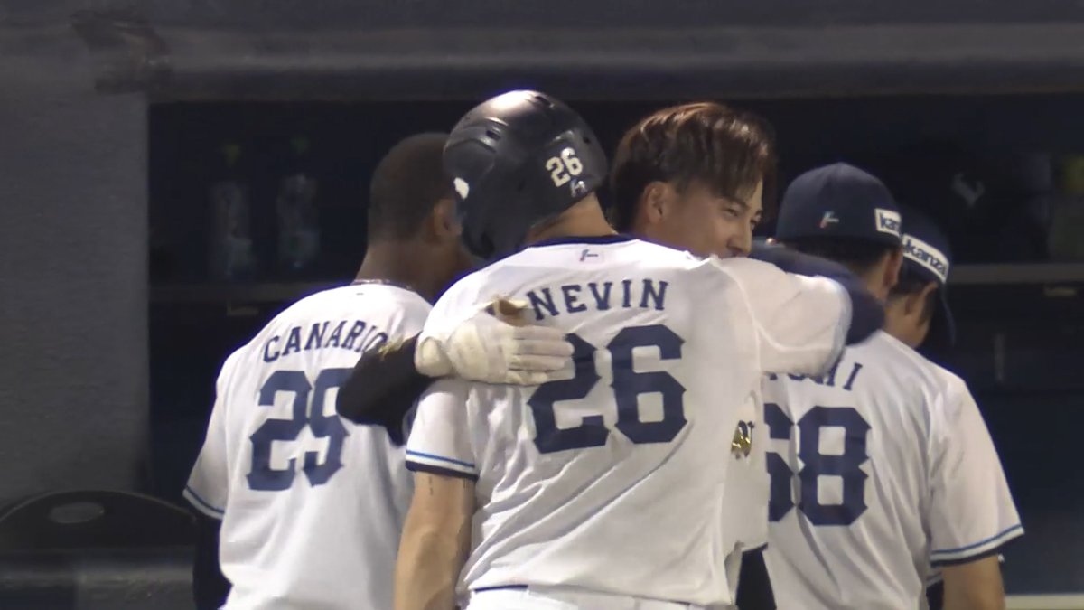 #長谷川信哉 選手の2点本塁打で勝ち越し! 早くも今日チーム2本目のホームランが飛び出します! #seibulions #打破 #圧倒的至近距離 #群馬開催
