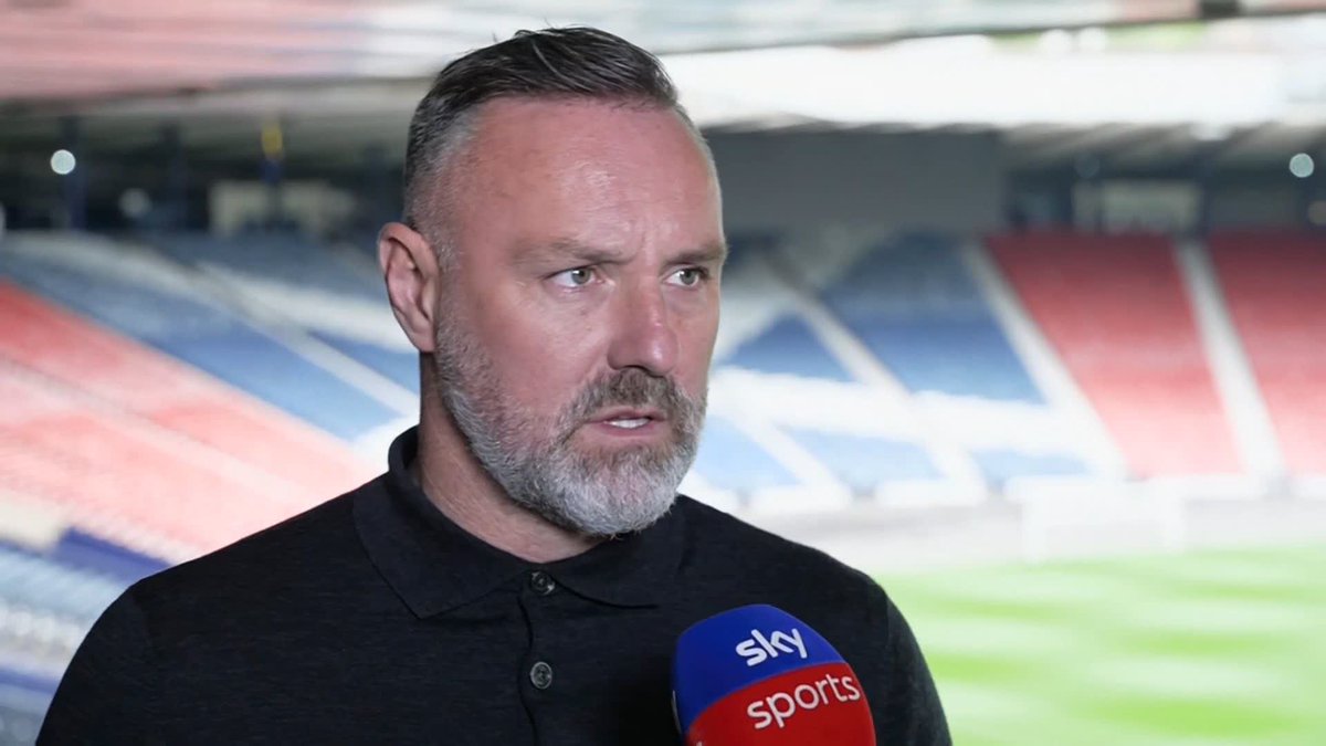 🏴 "Steve’s got to work out the balance of what's right for the squad... I think Ross Stewart brings something different." Kris Boyd assesses Scotland's attacking options as Steve Clarke names his squad for the World Cup ⤵️