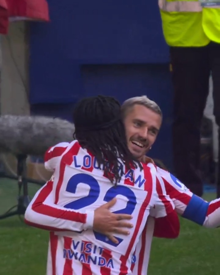 El gol de Ademola Lookman. El abrazo con Antoine Griezmann. 😍 Atlético de Madrid | DesenlaceLALIGA | LALIGAHighlights