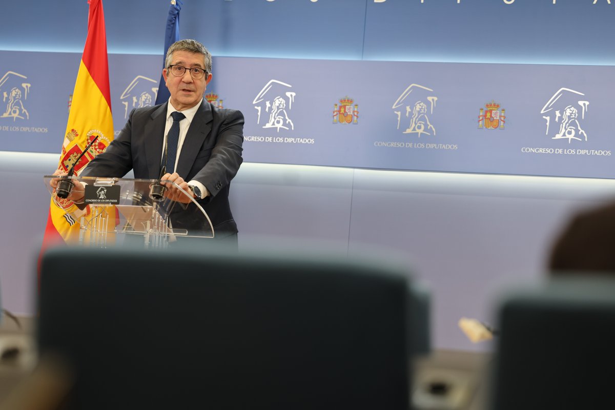 No se puede borrar con ruido el legado de un presidente que transformó nuestro país, amplió derechos y libertades como nunca, y gobernó con una conducta ejemplar. Toda la prudencia, pero también toda la firmeza en la defensa de nuestra historia. Sigamos confiando en las garantías del Estado de derecho.