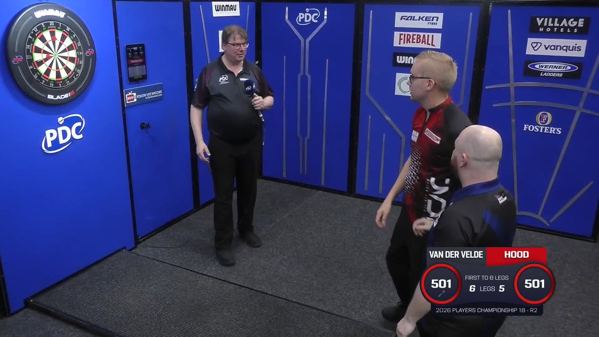 VAN DER VELDE WINS THE DECIDER! Jurjen van der Velde is through to round three, as the Dutchman beats Justin Hood in a brutal last-leg decider! 📺 #PC18