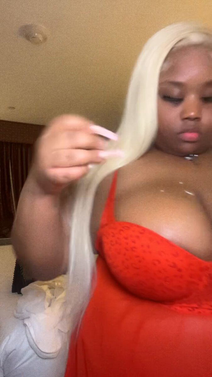 TUESDAY’S ARE FOR TITTES 🤤 ⭐️I CREATED A TELEGRAM CHAT FOR MEETS &amp; CONTENT PURCHASE 🤤 ⭐️SEE MY MENUS ⭐️GET UP TO DATE INFO ON MY LOCATION FOR MEETS 😻 ⭐️CONTENT FREEBIES ✨ ⭐️DISCOUNTS &amp; MORE ⭐️TELEGRAM LINK IN COMMENTS ⭐️BE ACTIVE, REACT TO CHAT POST, BE PAYMENT READY OR 🥾