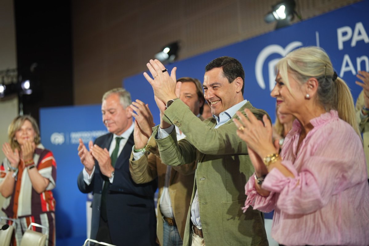 Sería un error bloquear el Gobierno de un partido con 1,7 millones de votos, casi 20 puntos más que el segundo, 30 más que el tercero y que ha ganado en el 75% de los municipios andaluces. Sería ir en contra del sentido común. #Andalucía merece seguir avanzando.