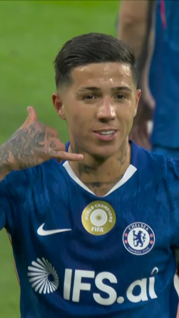 Enzo Fernández from miles out 🤯🚀 📺 Stream #CHETOT on DStv: #SSFootball | @Discovery_SA