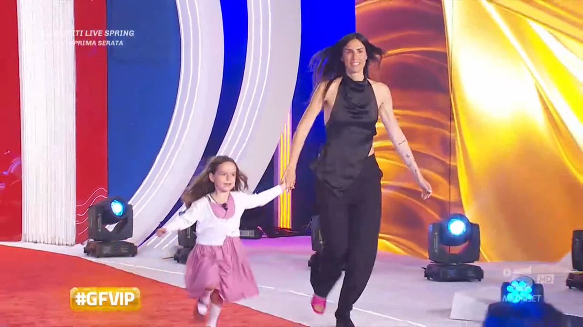 Questo abbraccio, questo momento 🥹♥️ #GFVIP