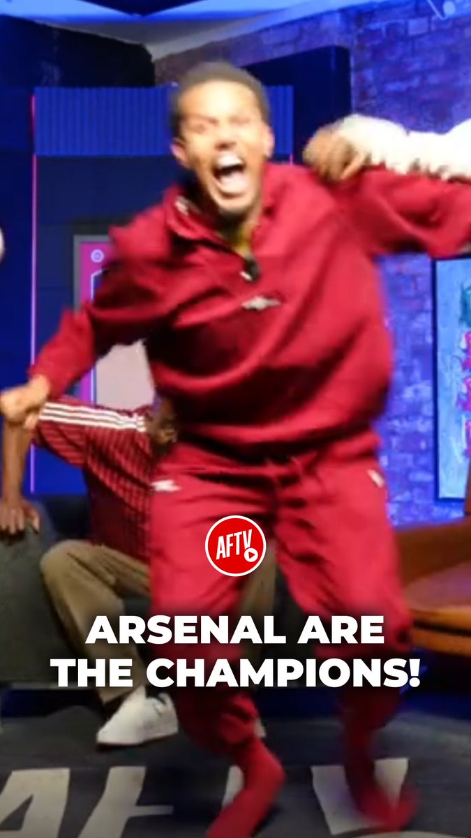 EMBRACE THE MOMENT GOONERS, WE'VE LOST IT IN THE STUDIO!!! 😭🏆 #RivalWatch