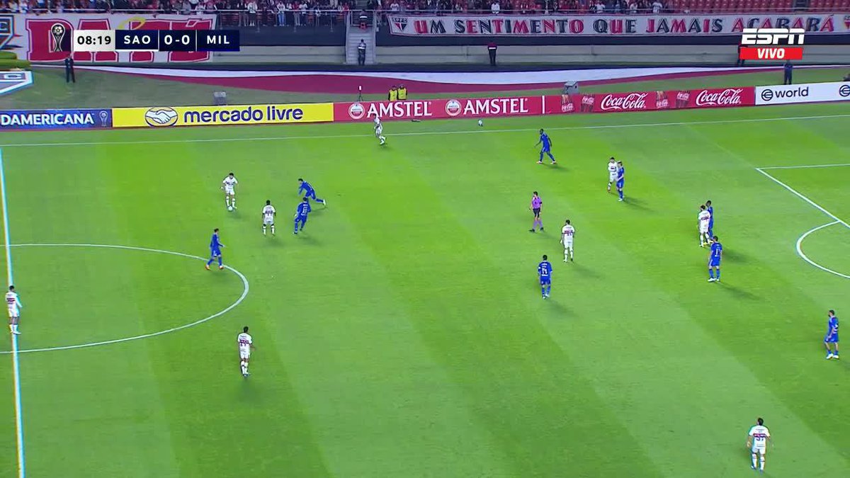 TREMENDO BLOOPER DE NOVOA Y SAO PAULO SE VA ARRIBA Millonarios lo pierde rápido en Sao Paulo por este error del arquero... ▶️ Mira nuestros partidos de 🏆 CONMEBOL #Sudamericana en el Plan Premium de #DisneyPlus