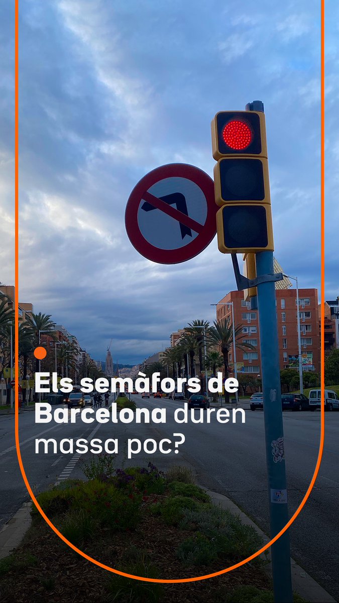 “Has de córrer perquè els semàfors duren molt poc.” Alguns vianants de Barcelona diuen que s’han d’afanyar per travessar els carrers. L’Ajuntament respon que la percepció és subjectiva i que calculen que el vianant avança mig metre per segon