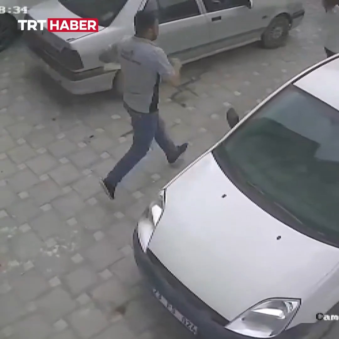 Malatya'daki deprem anı kamerada.