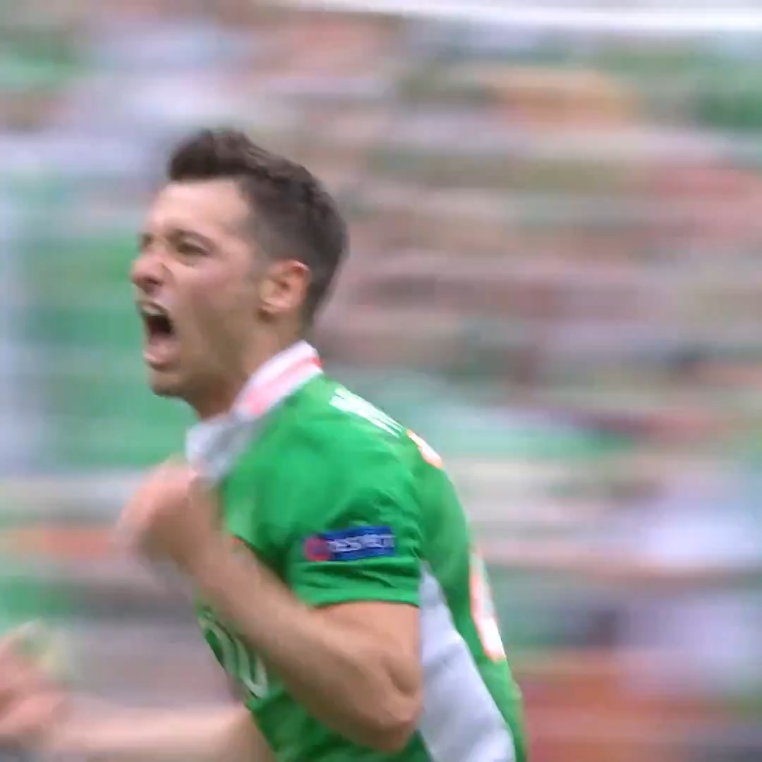 "Hoolahaaaaan! Ohhh what about that!" 😍🇮🇪 Happy 44th Birthday, Wessi! 💚