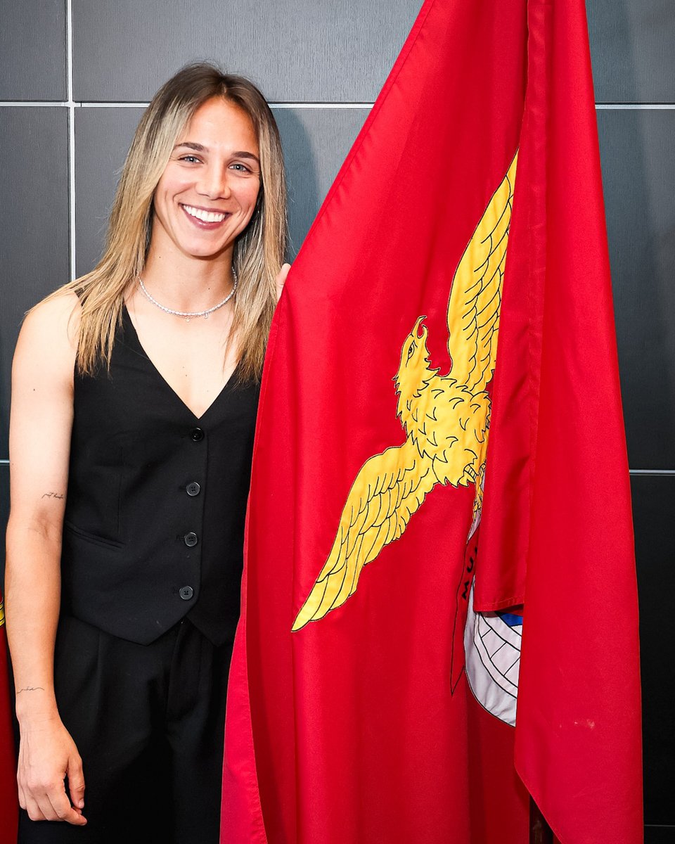 ✍️ Lúcia Alves continua de águia ao peito! 🦅 #SLBenficaFem