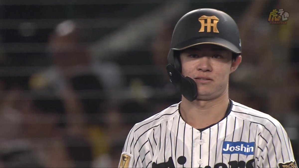 7回裏、二死1・2塁のチャンスで中野選手がセンター前タイムリーヒットを放つ！！