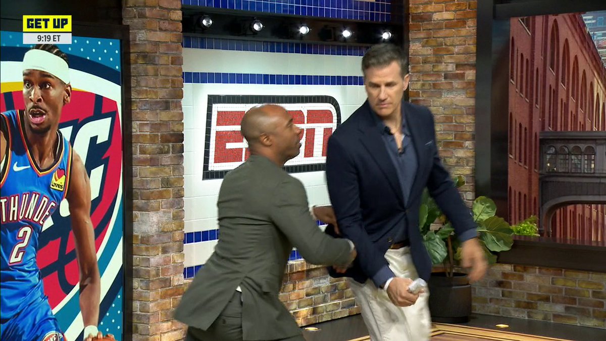 .Jay Williams and Alan Hahn show exactly how the Thunder should be physical with Wemby ⬇️