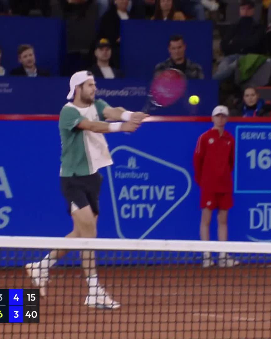 Karen Khachanov with a filthy cross-court backhand 😮‍💨 #bitpandahamburgopen