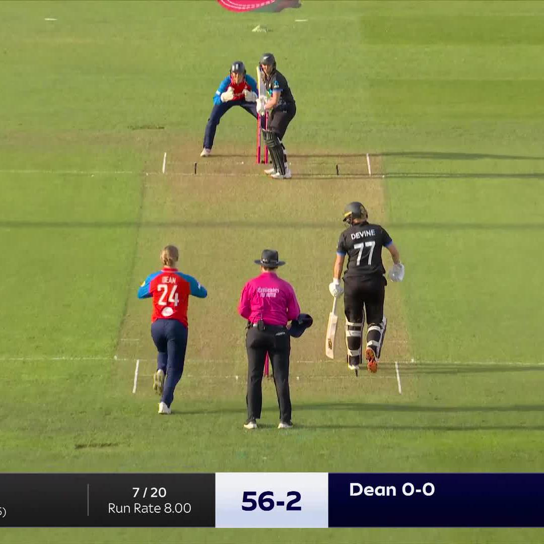 Dot. Dot. Dot. Wicket. 🤩 Deano building pressure 👊