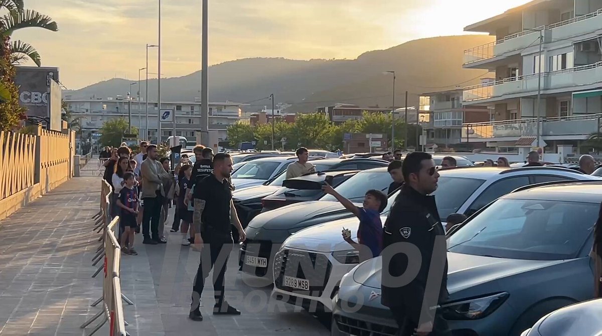 🏆🔵🔴 Cena celebración: llegada de Christensen, Pedri, Gerard y Araujo 🎙️ Jordi Cardero