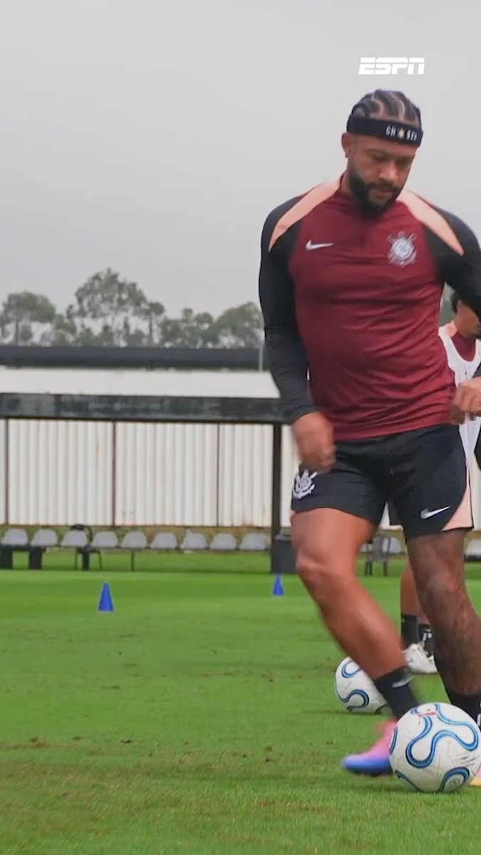 Memphis Depay zet belangrijke stap richting rentree: Oranje-topscorer traint volledig mee bij Corinthians!🦁