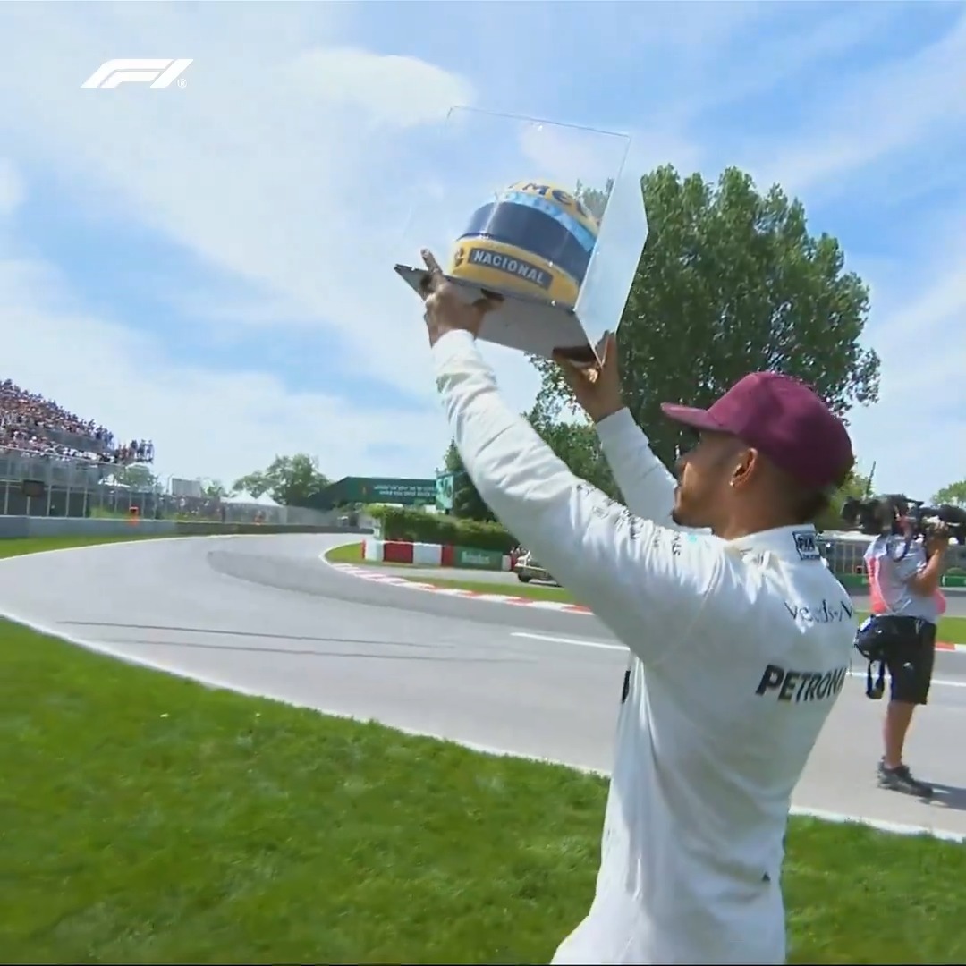 When Lewis Hamilton matched Ayrton Senna's 65 pole positions in 2017, the Senna family donated a priceless helmet... Lewis was so emotional!