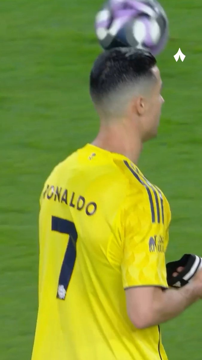 الأهلي مع ماتياس يايسله يحقق 81 نقطة كأعلى رصيد لمركز ثالث في تاريخ الدوري 🟢 تقرير يسلّط الضوء على موسم ماتياس يايسله في الدوري وما ينتظره من تحديات في الموسم القادم ⚽📊