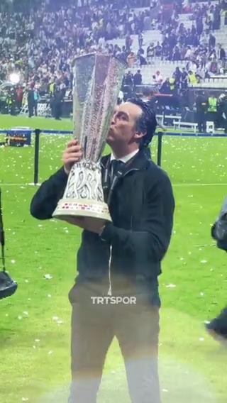 U̶E̶F̶A̶ ̶A̶v̶r̶u̶p̶a̶ ̶L̶i̶g̶i̶ ̶K̶u̶p̶a̶s̶ı̶ ̶ ❌ Unai Emery Kupası ✅🏆😎 🗓️2014: Sevilla 🏆 🗓️2015: Sevilla 🏆 🗓️2016: Sevilla 🏆 🗓️2021: Villarreal 🏆 🗓️2026: Aston Villa 🏆