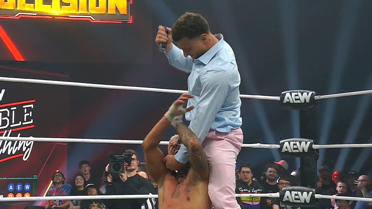 .Maxwell Jacob Friedman™️ has the hair clippers! Watch #AEWCollision LIVE on TBS & HBO Max
